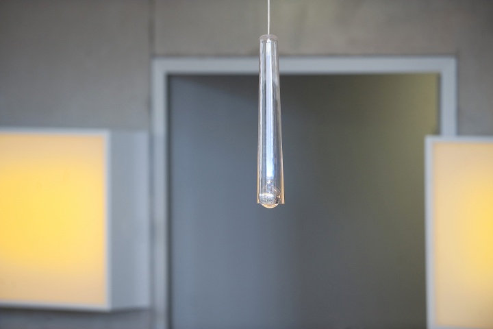 Foto EVAG-Kundencenter: Detail LED-Pendelleuchte